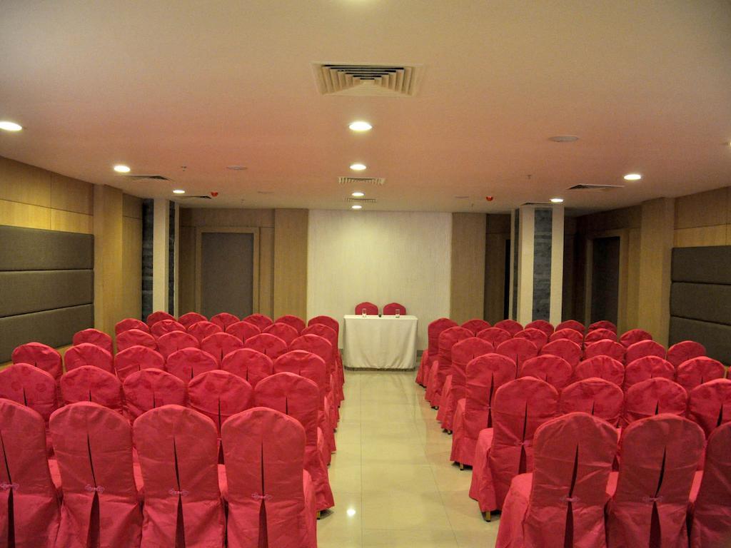 The Kay Hotel Vijayawāda Exterior foto